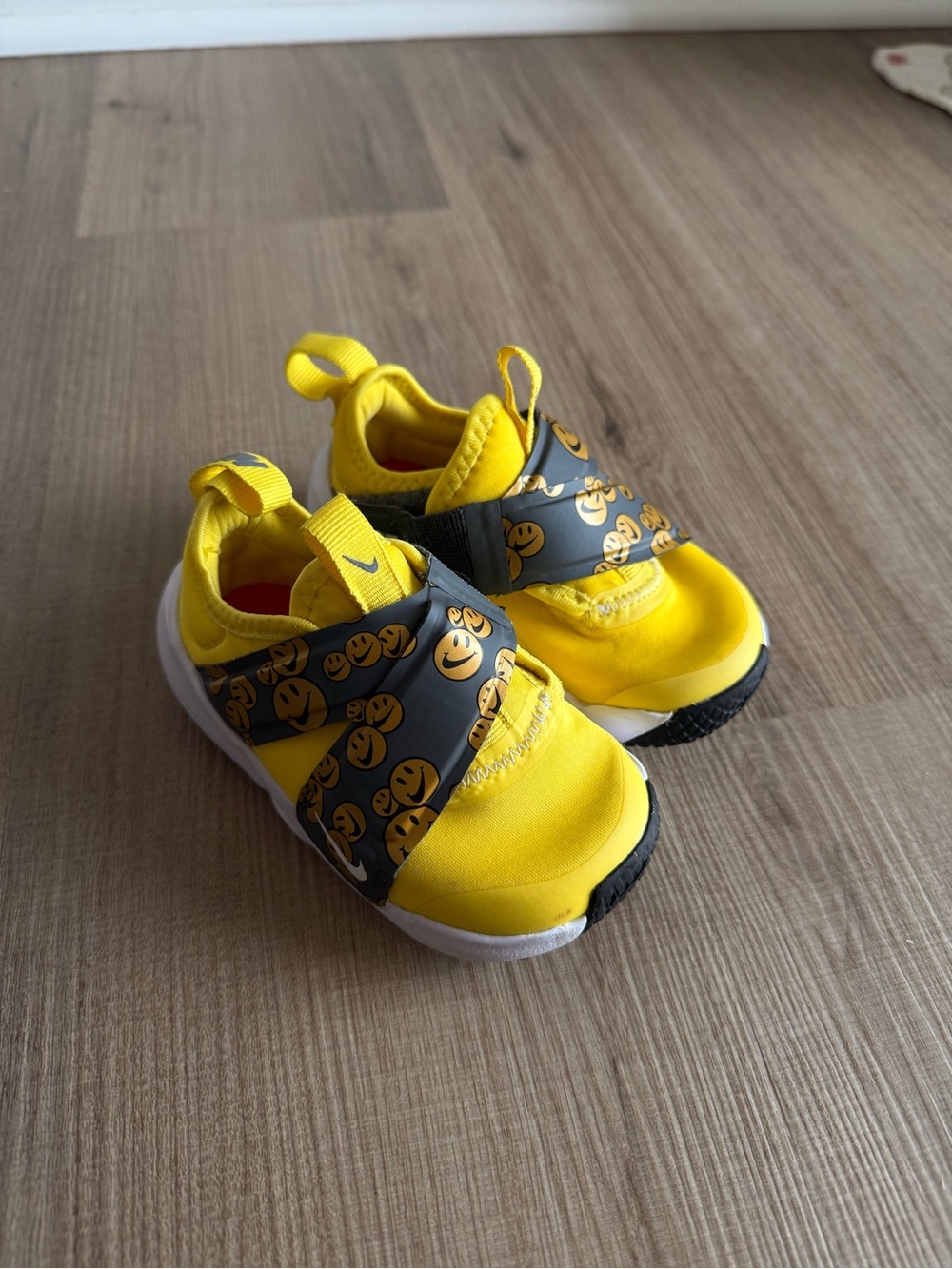 Nike Kids Flex Advance Go The Extra Smile